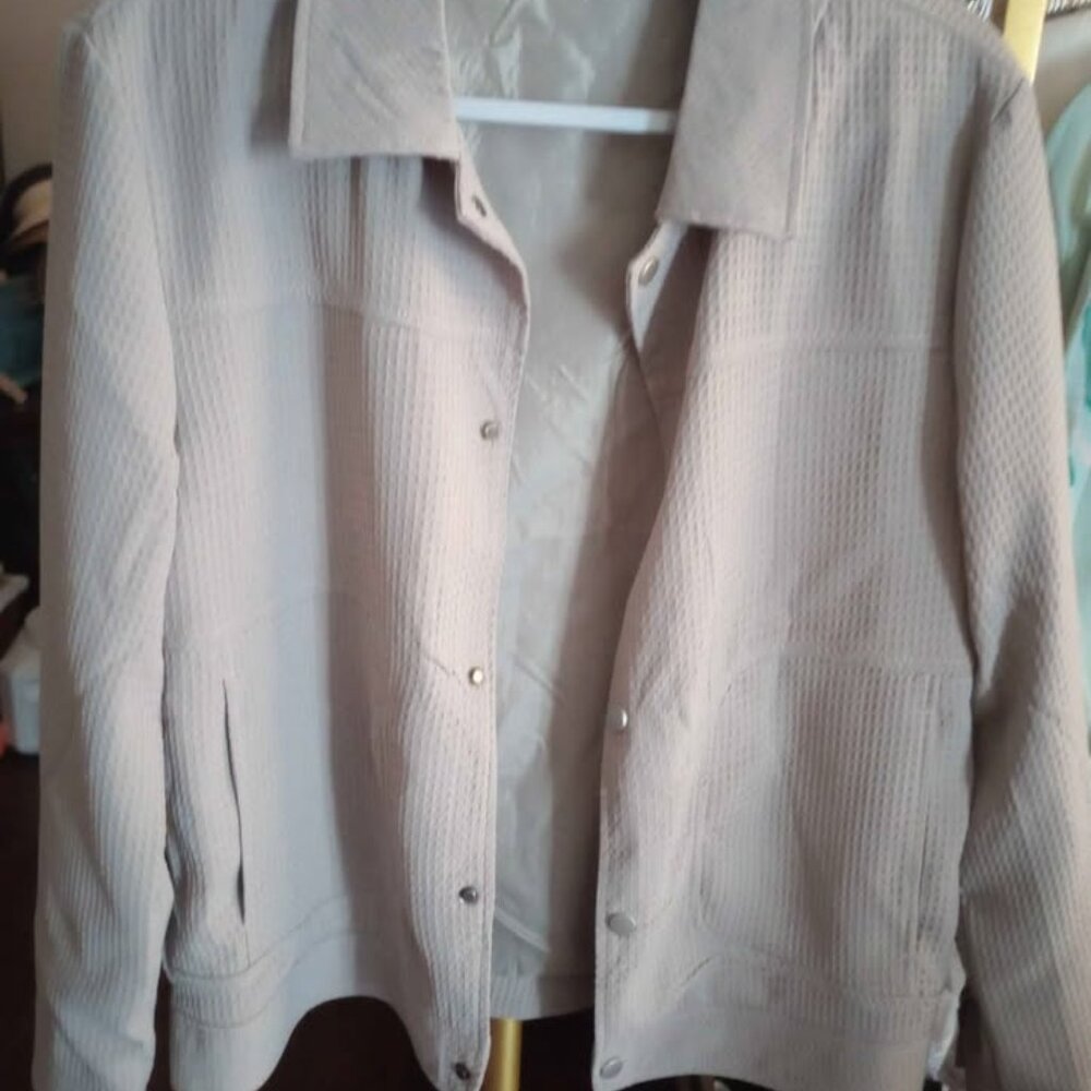 New Men Beige Polyester Jacket 44 inches chest measurement